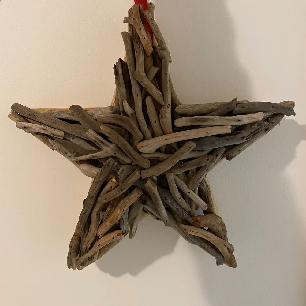 Crate & Barrel Driftwood Star Decor – Set of 2